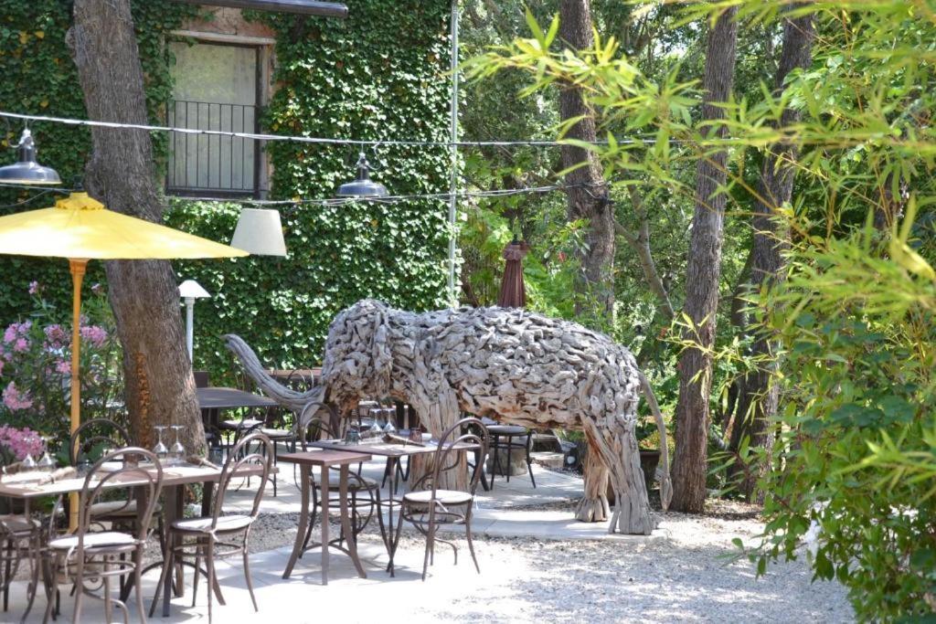 Hostellerie Le Paradou Lourmarin Buitenkant foto
