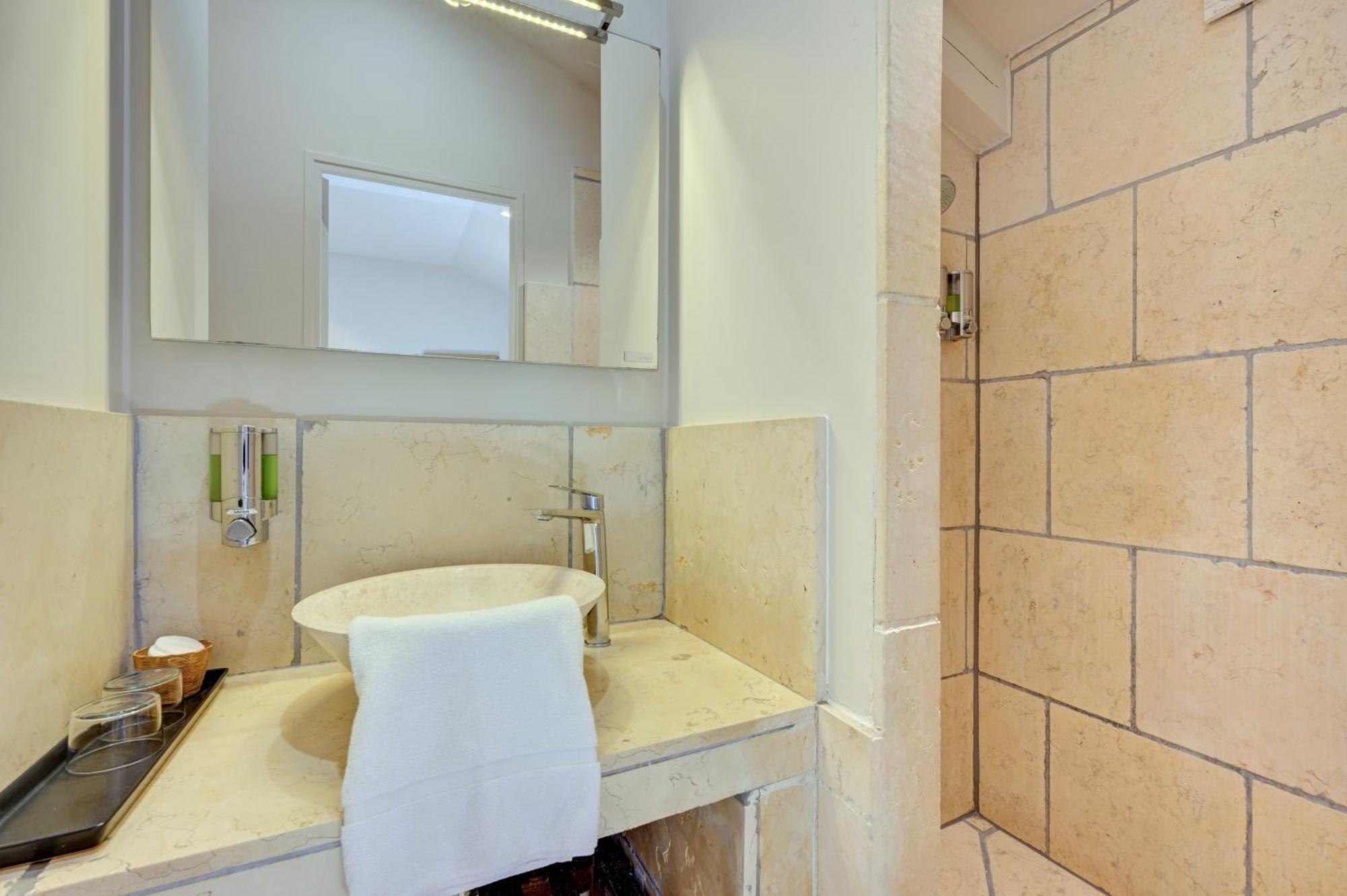Hostellerie Le Paradou Lourmarin Buitenkant foto